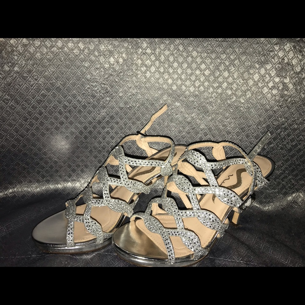 NINA SILVER 3 INCH OPEN TOE HEELS